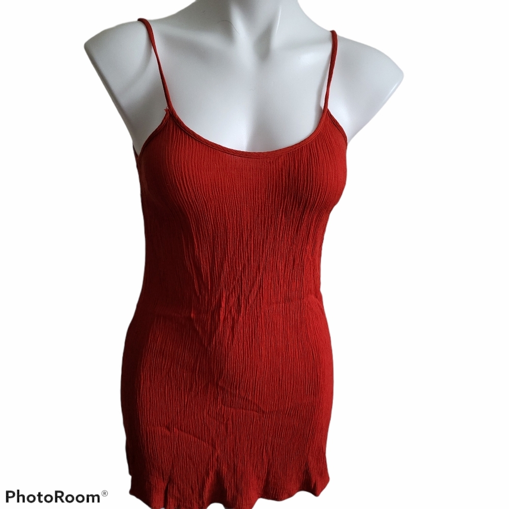 Forever 21 Sleeveless Cross Strap Tank Top Red M